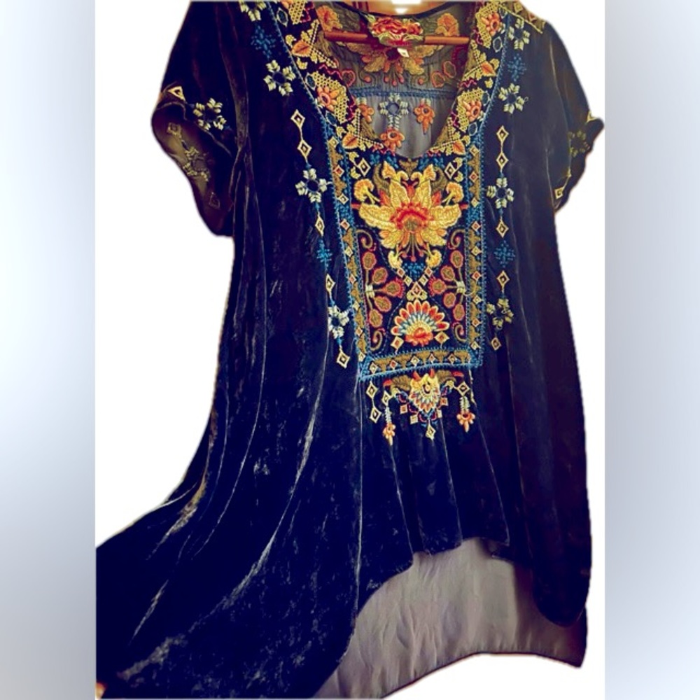 Like new Johnny Was Tunic M